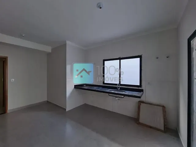 Sobrado com 180m² 4 quartos e 5 banheiros, à venda, no bairro Jardim das Industrias em São José dos Campos