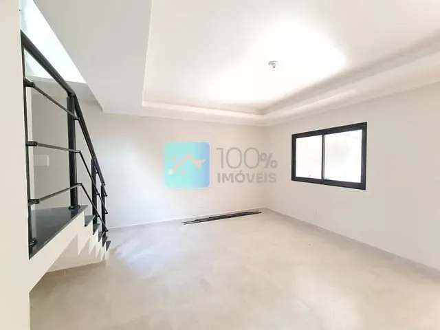 Sobrado com 180m² 4 quartos e 5 banheiros, à venda, no bairro Jardim das Industrias em São José dos Campos