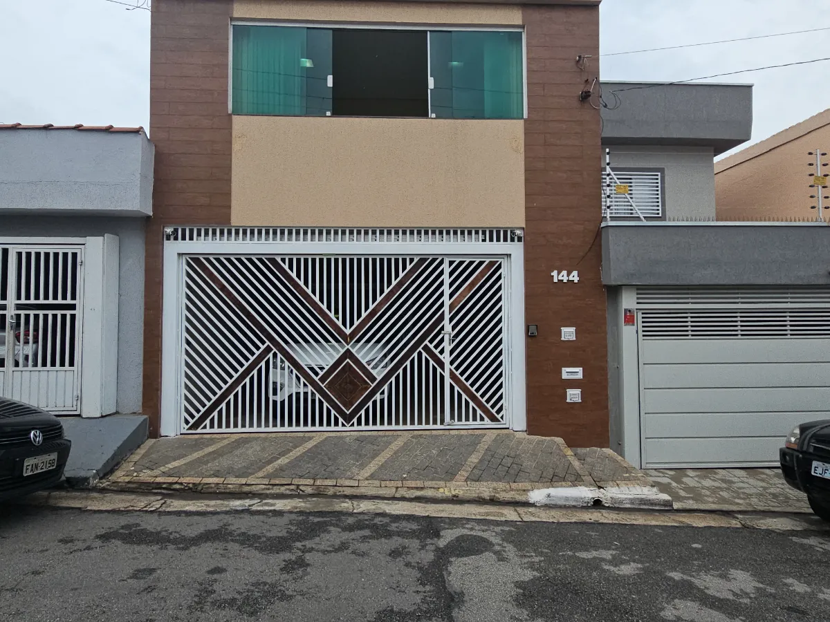 Sobrado para venda em Vila Ivone com 3 quartos, sendo 1 suíte, 178m²