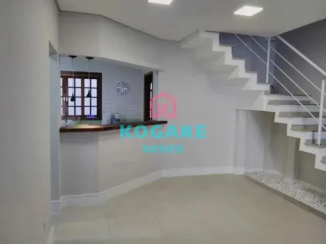 Sobrado com 130m² 2 quartos e 4 banheiros, à venda, no bairro Portal de Minas em São José Dos Campos