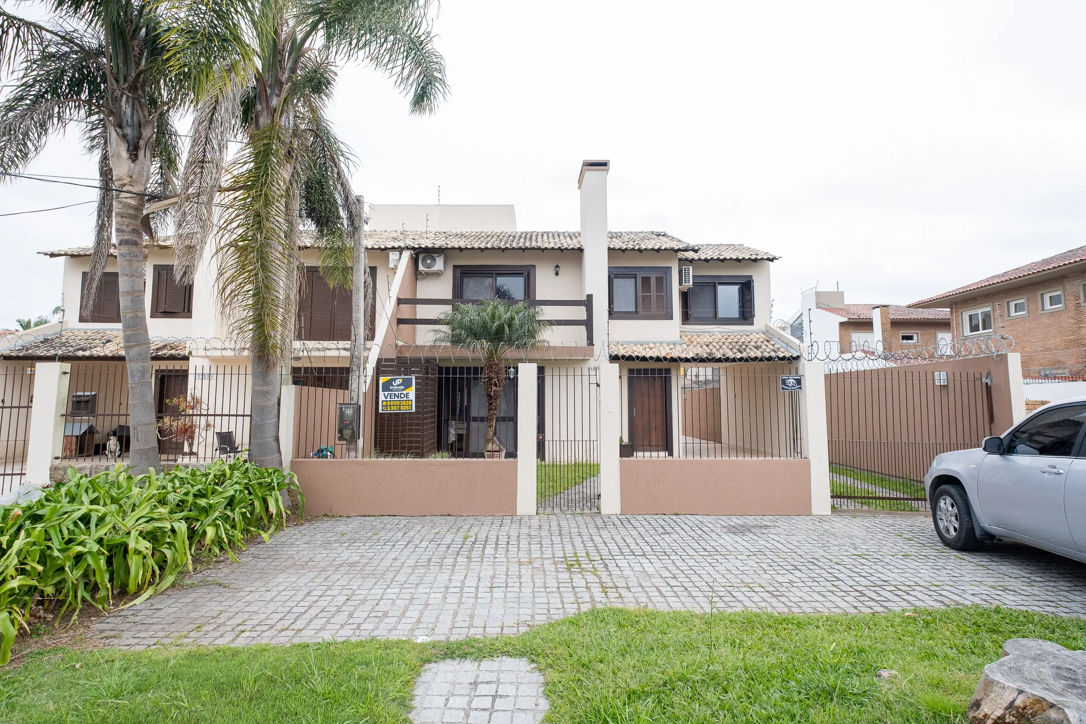 Sobrado à venda no Santo Antônio, Laranjal, em Pelotas! Duas residências, piscina, suíte com closet e amplo pátio em localização privilegiada. Confira! - 30
