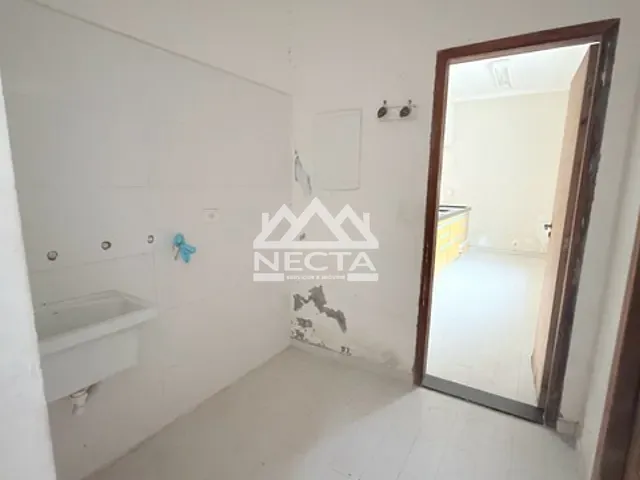 Sobrado com 400m² 3 quartos e 3 banheiros, à venda, no bairro Sumaré em Caraguatatuba