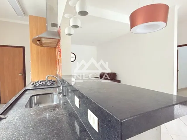 Sobrado com 400m² 3 quartos e 3 banheiros, à venda, no bairro Sumaré em Caraguatatuba