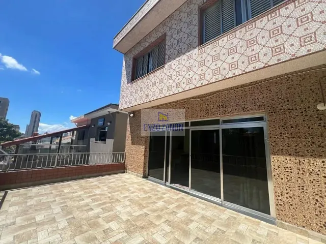 Sobrado com 210m² 4 quartos e 4 banheiros, à venda ou para alugar, no bairro Jardim do Mar em São Bernardo do Campo