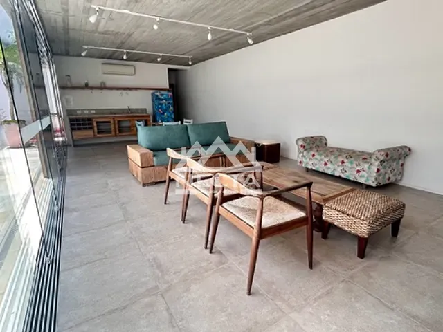 Sobrado com 400m² 5 quartos e 8 banheiros, à venda, no bairro Guaecá em São Sebastião