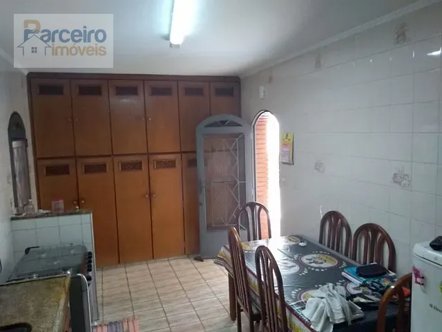 Casa com 264m² 3 quartos e 2 banheiros, à venda, no bairro Jardim Iva em São Paulo