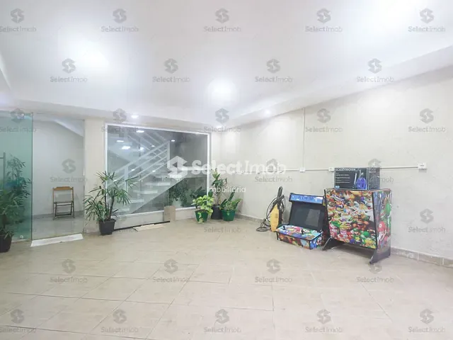 Sobrado com 220m² 3 quartos e 4 banheiros, à venda, no bairro Jardim Guapituba em Mauá