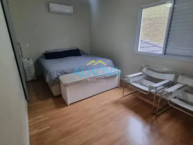 Sobrado com 250m² 4 quartos e 3 banheiros, à venda, no bairro Urbanova em São José dos Campos