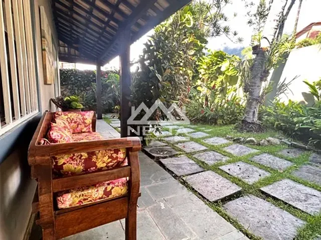 Sobrado com 500m² 5 quartos e 4 banheiros, à venda, no bairro Reserva du Moullin em São Sebastião