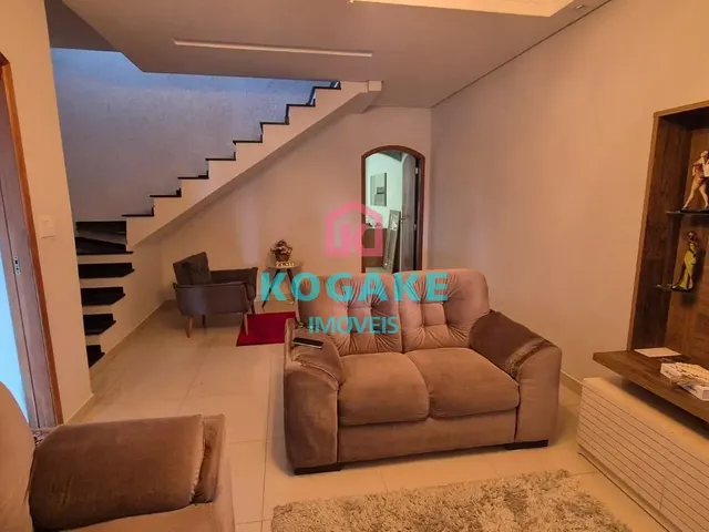 Sobrado com 137m² 3 quartos e 1 banheiro, à venda, no bairro Jardim Sul em São José Dos Campos