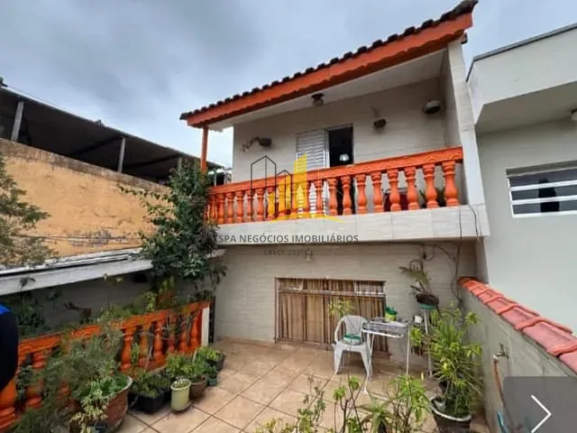 Sobrado 2 quartos e 2 banheiros, à venda, no bairro Vila Matilde em São Paulo