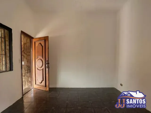 Sobrado com 240m² 4 quartos e 5 banheiros, à venda ou para alugar, no bairro Cidade Mãe do Céu em São Paulo