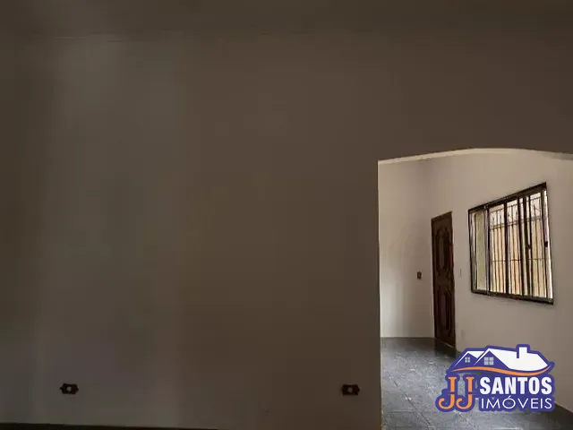 Sobrado com 240m² 4 quartos e 5 banheiros, à venda ou para alugar, no bairro Cidade Mãe do Céu em São Paulo