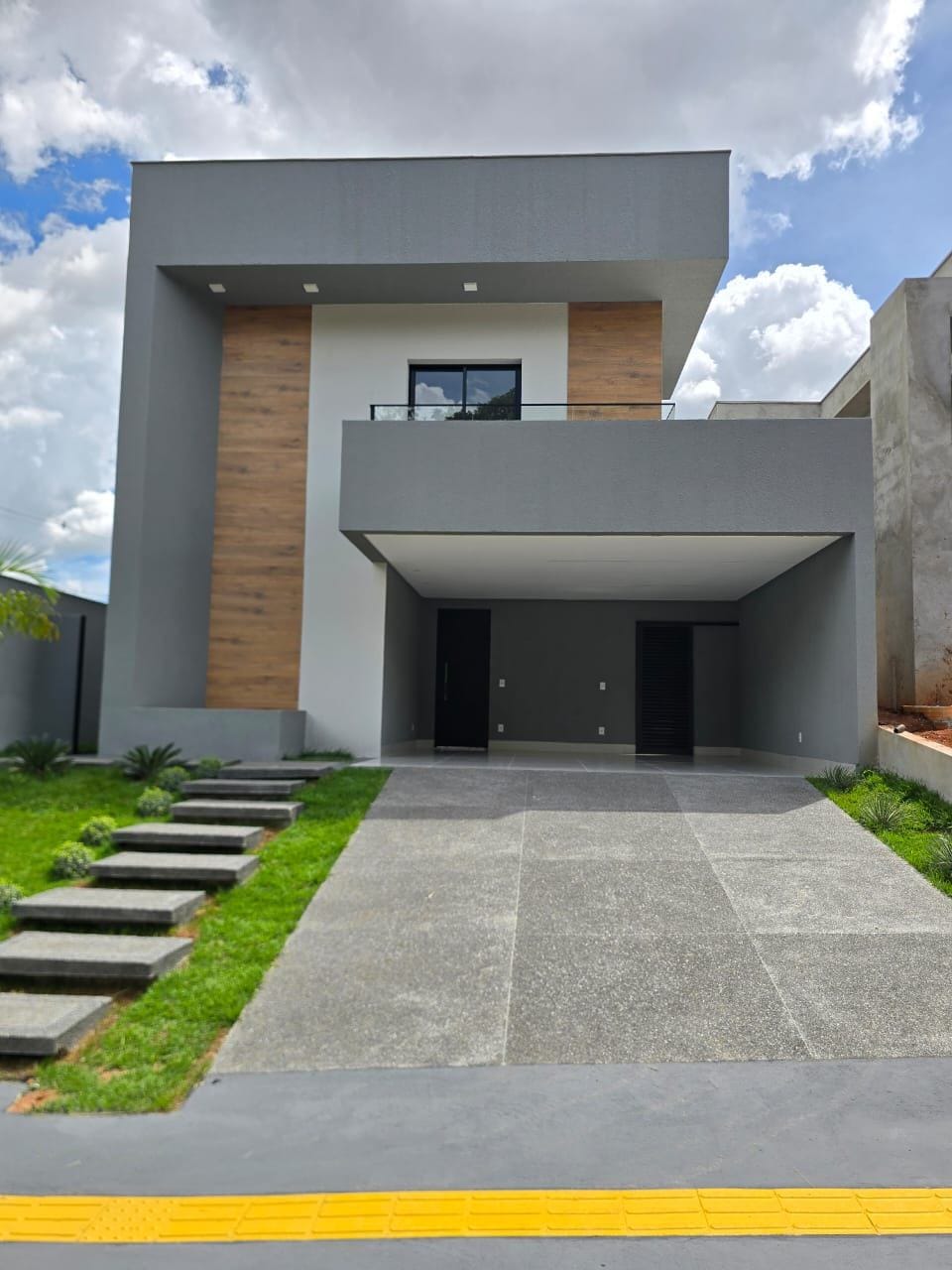 Sobrado, 3 quartos, 167 m² - Foto 1