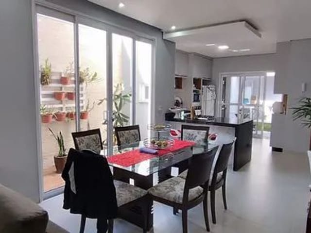 Foto do Sobrado - Sobrado com 3 dormitórios à venda, 162 m² por R$ 995.000,00 - Jardim das Indústrias - São José dos Campos/SP | RUSSI IMÓVEIS
