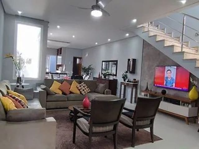 Foto do Sobrado - Sobrado com 3 dormitórios à venda, 162 m² por R$ 995.000,00 - Jardim das Indústrias - São José dos Campos/SP | RUSSI IMÓVEIS