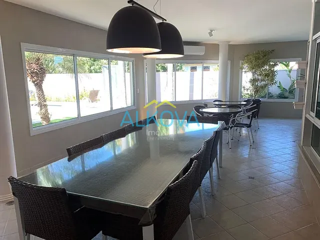 Sobrado com 1000m² 5 quartos e 9 banheiros, à venda, no bairro Condomínio Residencial Mirante do Vale em Jacareí