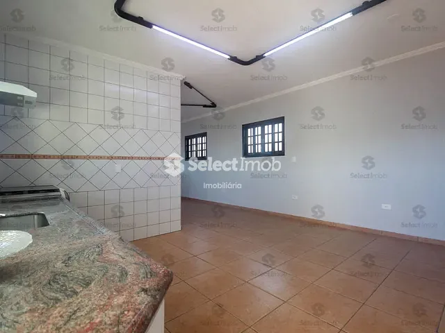 Sobrado com 300m² 4 quartos e 4 banheiros, à venda, no bairro Centro Alto em Ribeirão Pires