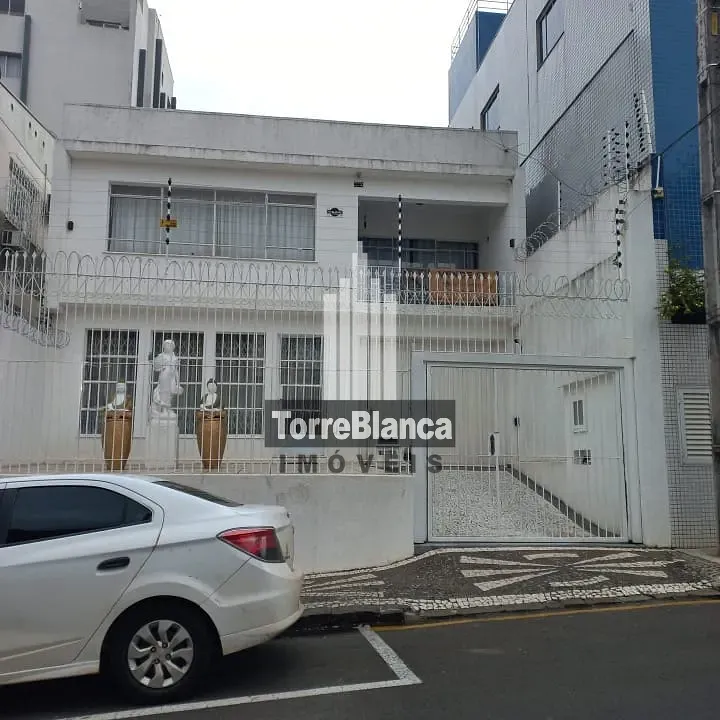 Sobrado, 6 quartos, 222 m² - Foto 1