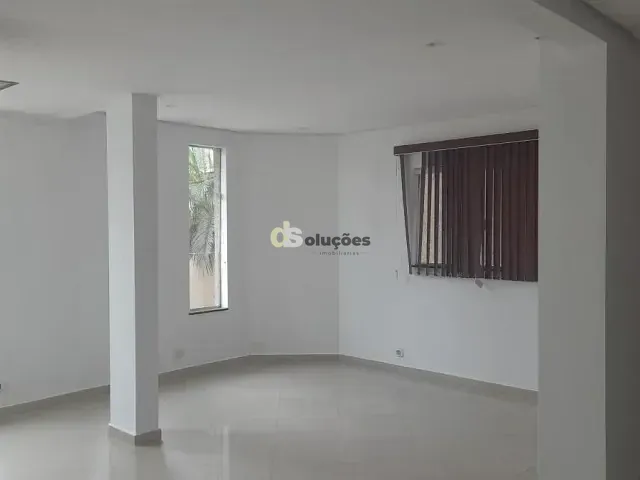 Sobrado 3 quartos e 3 banheiros, à venda, no bairro Bortolândia em São Paulo