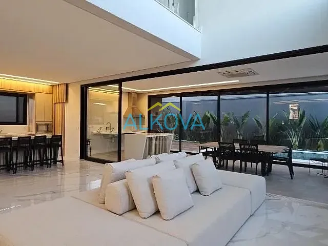 Sobrado com 454m² 4 quartos e 6 banheiros, à venda, no bairro Condomínio Residencial Alphaville em São José dos Campos