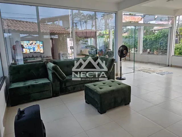 Sobrado com 300m² 4 quartos e 2 banheiros, à venda, no bairro Portal do Patrimonium em Caraguatatuba