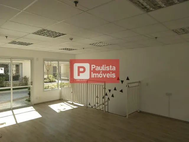 Village com 136m², à venda, no bairro Jardim Dom Bosco em São Paulo