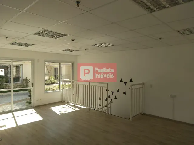 Village com 136m², à venda, no bairro Jardim Dom Bosco em São Paulo