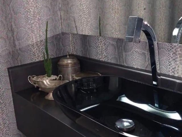 Sobrado com 450m² 6 quartos e 6 banheiros, à venda, no bairro Condomínio Residencial Jaguary em São José dos Campos