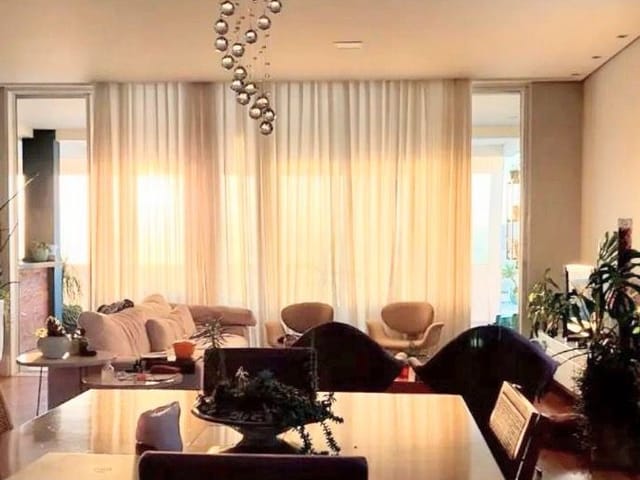 Sobrado com 450m² 6 quartos e 6 banheiros, à venda, no bairro Condomínio Residencial Jaguary em São José dos Campos