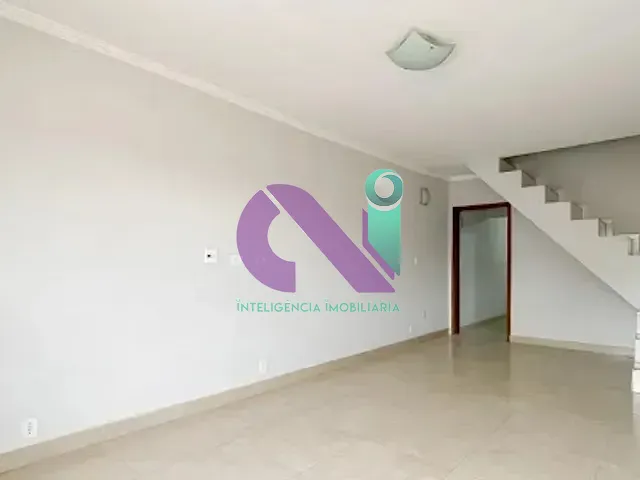 Sobrado 3 quartos e 2 banheiros, para alugar, no bairro Vila Osasco em Osasco