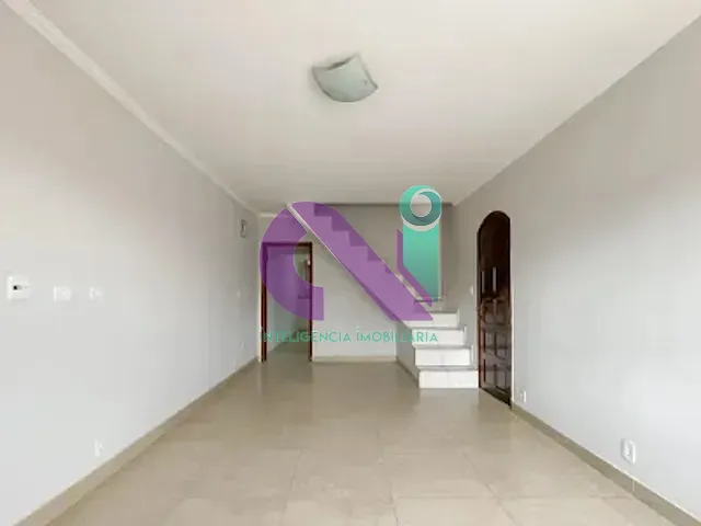 Sobrado 3 quartos e 2 banheiros, para alugar, no bairro Vila Osasco em Osasco