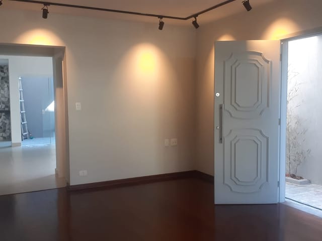 Sobrado com 130m² 3 quartos e 2 banheiros, à venda, no bairro Jardim da Glória em São Paulo
