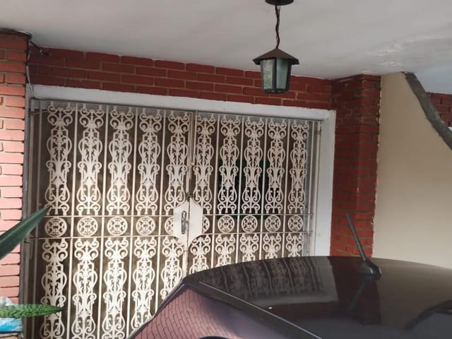 Sobrado 3 quartos e 3 banheiros, à venda, no bairro Jardim Ângela (Zona Leste) em São Paulo