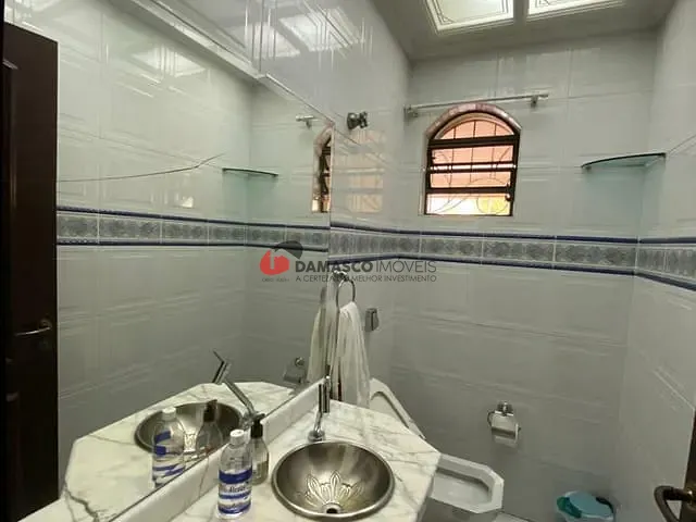 Sobrado com 300m² 3 quartos e 3 banheiros, para alugar, no bairro Jardim São Caetano em São Caetano do Sul
