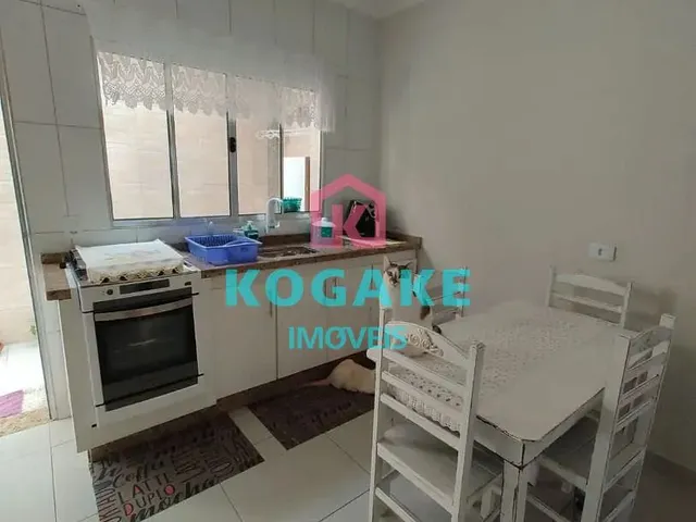 Sobrado com 67m² 2 quartos e 1 banheiro, à venda, no bairro Jardim Santa Marina em Jacareí