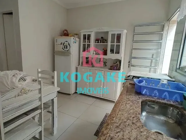 Sobrado com 67m² 2 quartos e 1 banheiro, à venda, no bairro Jardim Santa Marina em Jacareí