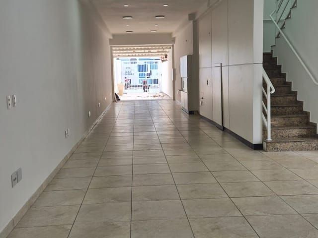 Sobrado para alugar, no bairro Vila Gomes Cardim em São Paulo