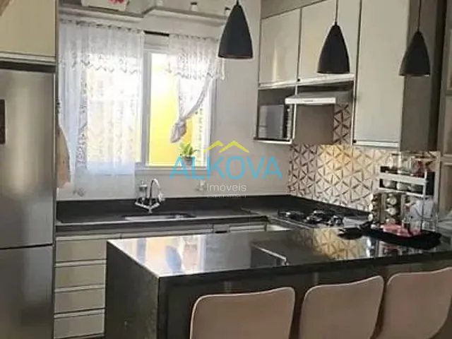 Sobrado com 125m² 2 quartos e 2 banheiros, à venda, no bairro Loteamento Vila Romana em Jacareí