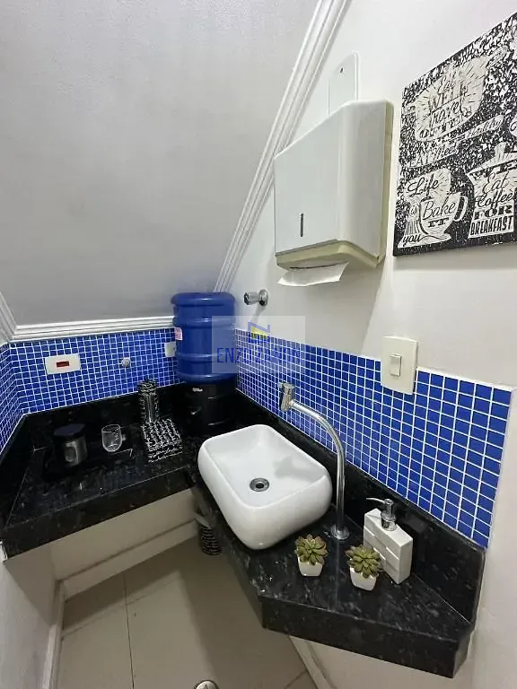 Sobrado, 8 quartos, 134 m² - Foto 5