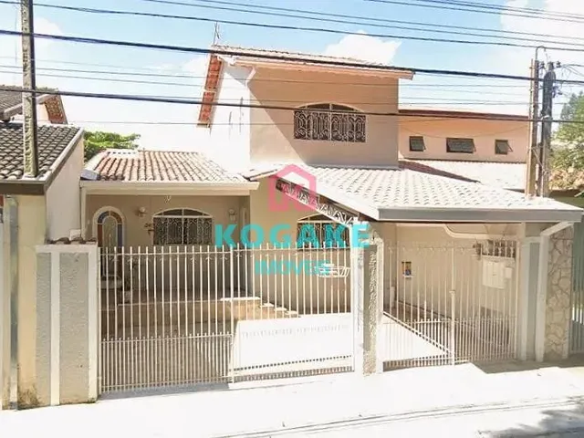 Sobrado com 200m² 4 quartos e 2 banheiros, à venda, no bairro Cidade Vista Verde em São José Dos Campos