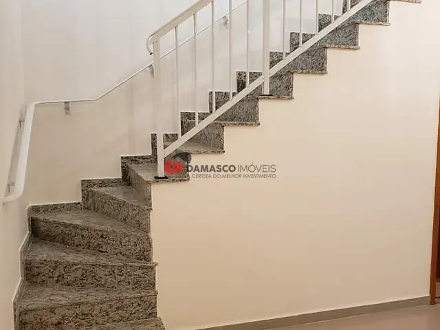 Sobrado com 120m² 2 quartos e 2 banheiros, à venda, no bairro Vila Príncipe de Gales em Santo André