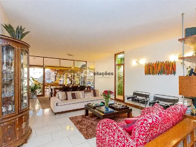 Sobrado 4 quartos e 4 banheiros, à venda, no bairro Vila Madalena em São Paulo