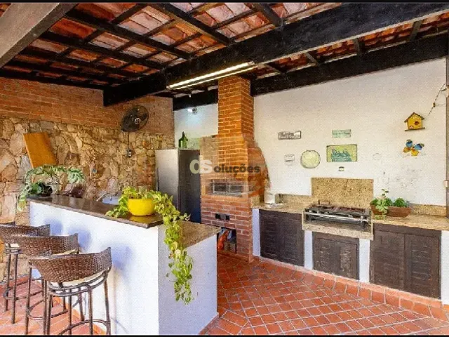 Sobrado 4 quartos e 4 banheiros, à venda ou para alugar, no bairro Vila Madalena em São Paulo
