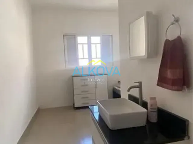 Sobrado com 125m² 4 quartos e 4 banheiros, à venda, no bairro Loteamento Residencial Vista Linda em São José dos Campos