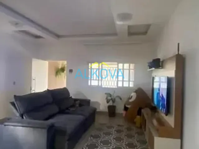 Sobrado com 125m² 4 quartos e 4 banheiros, à venda, no bairro Loteamento Residencial Vista Linda em São José dos Campos