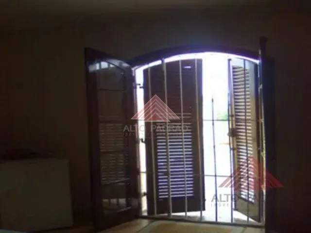 Sobrado com 300m² 3 quartos e 1 banheiro, à venda, no bairro Jardim Pedroso em Mauá