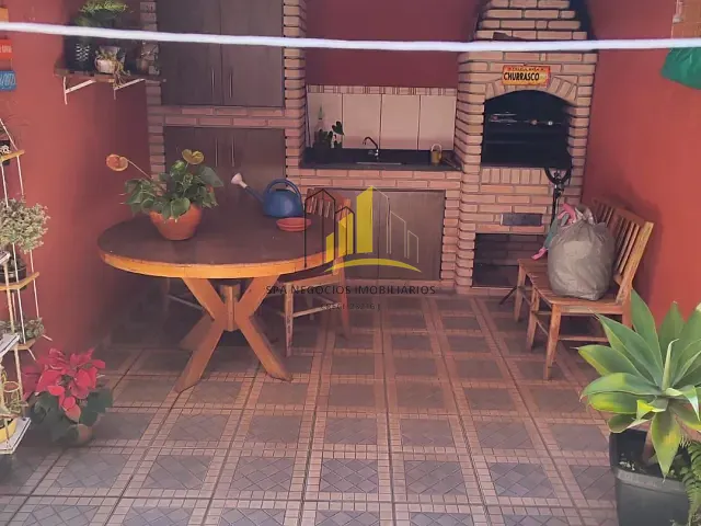 Sobrado 3 quartos e 2 banheiros, à venda, no bairro Cidade Patriarca em São Paulo