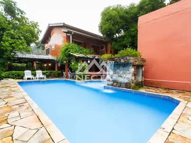 Sobrado com 597m² 3 quartos e 4 banheiros, à venda, no bairro Paúba em São Sebastião