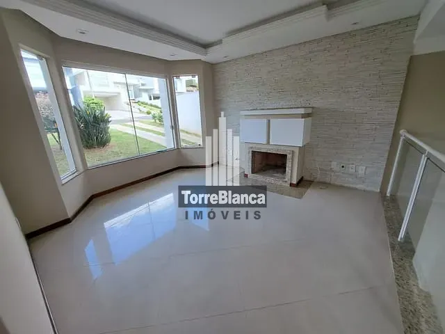 Sobrado com 300m² 3 quartos e 3 banheiros, à venda, no bairro Oficinas em Ponta Grossa